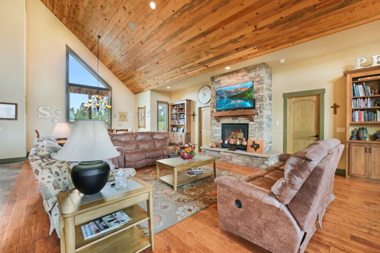 236 Bristlecone Drive, Pagosa Springs, Colorado - Living Room