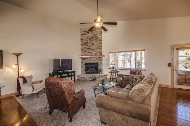 179 Woodsman Drive, Pagosa Springs, Colorado - Living Room