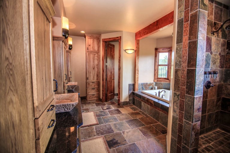 401 Soaring Eagle Ct, Pagosa Springs, Colorado - Bathroom