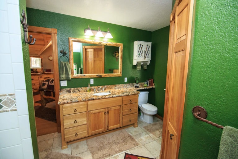 523 Dutton Drive, Pagosa Springs, Colorado - Bathroom