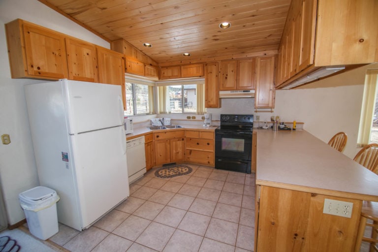 161 Sweetwater Drive, Pagosa Springs, Colorado - Kitchen