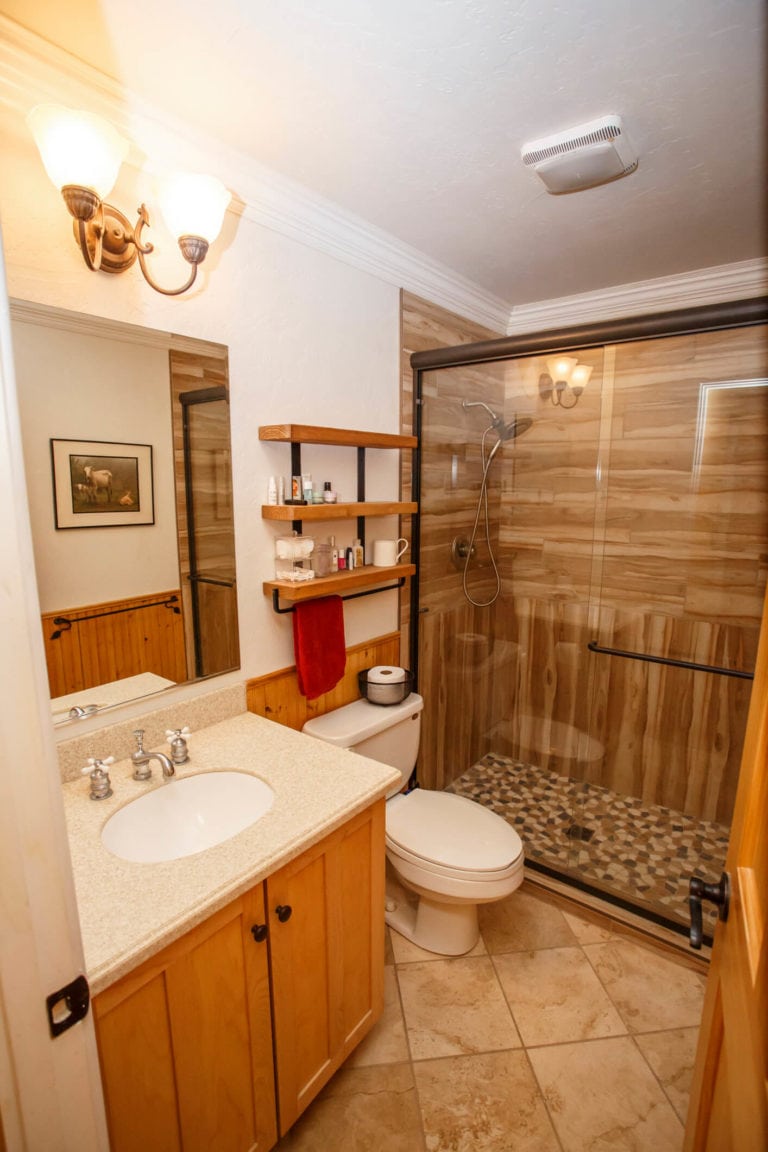638 Stevens Circle, Pagosa Springs, Colorado - Bathroom