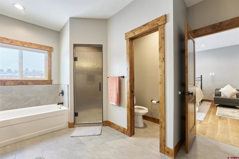 158 Midiron Ave, Pagosa Springs, Colorado - Bathroom