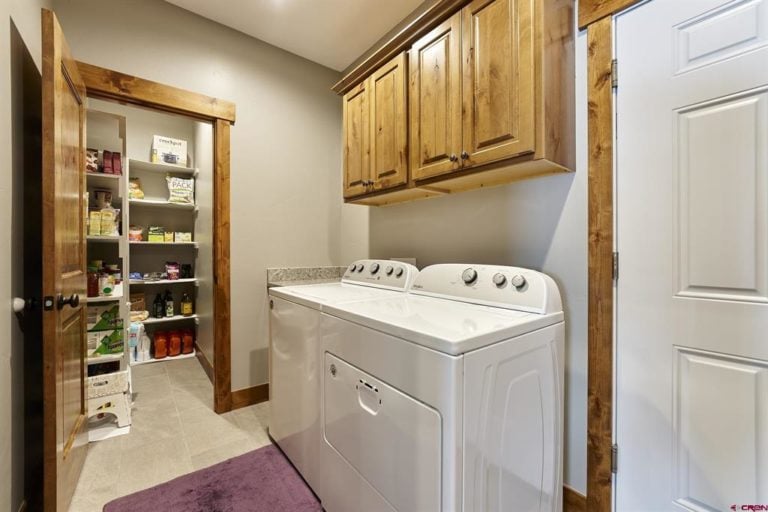 158 Midiron Ave, Pagosa Springs, Colorado - Laundry